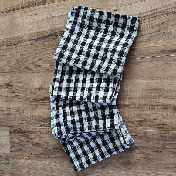 EUC Set of 4 kitchen towels and drying mat - Picture 2 of 4